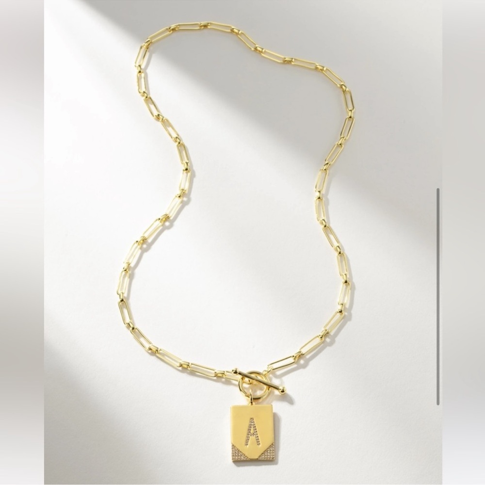 ⚜️🅰️⚜️Leave Your Mark initial “A” Pendant Necklace